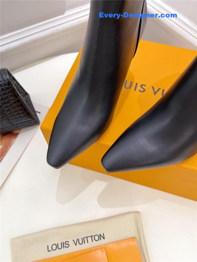 l0vis vvtt0n lv small square toe D1am0nd heel boots