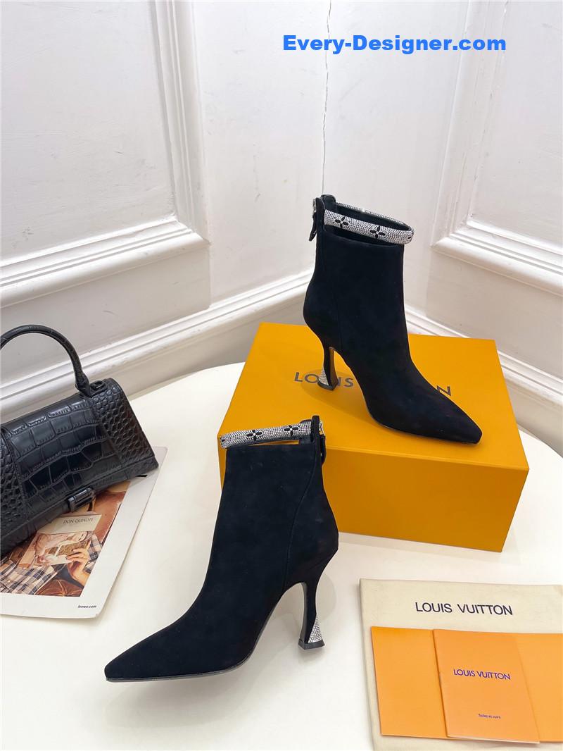 l0vis vvtt0n lv small square toe D1am0nd heel boots