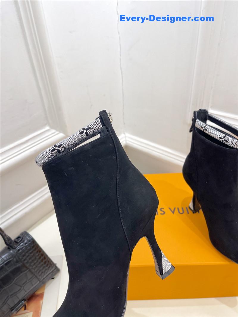 l0vis vvtt0n lv small square toe D1am0nd heel boots