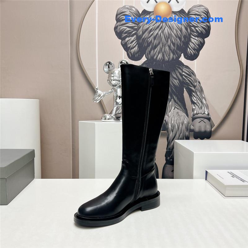 Ba1en*iaga round toe buttoned boots