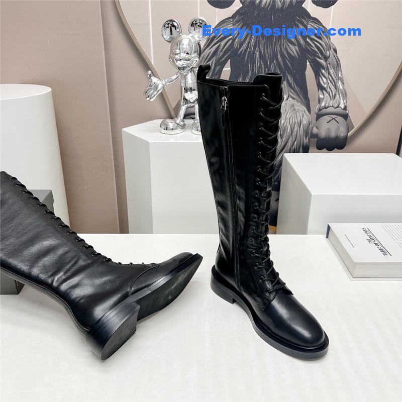 Ba1en*iaga round toe buttoned boots