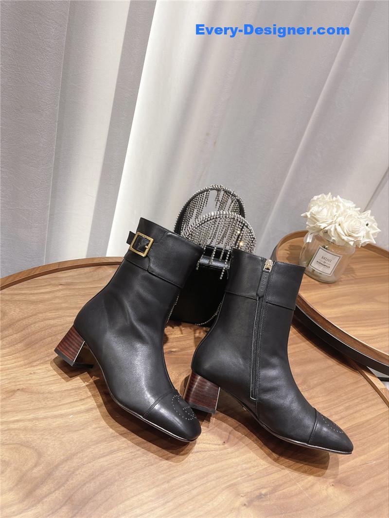 Gvc*1 side buckle ankle boots
