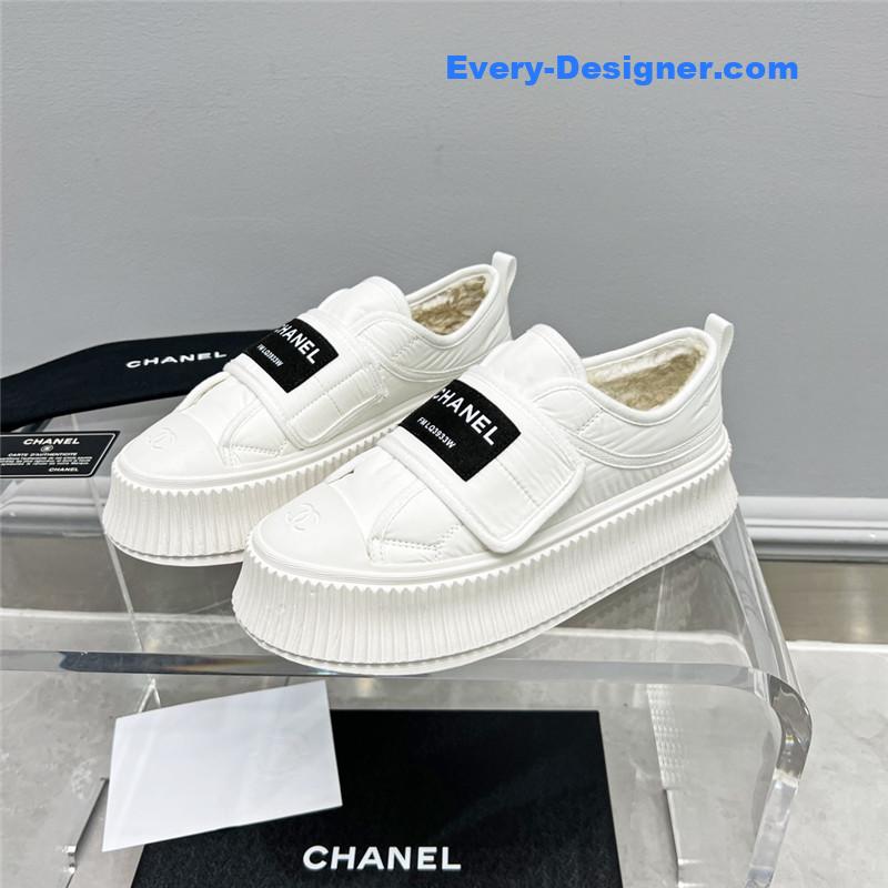 CC new casual sports style bread shoes