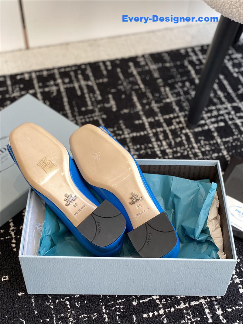 Pra*a autumn and winter classic color matching shoes