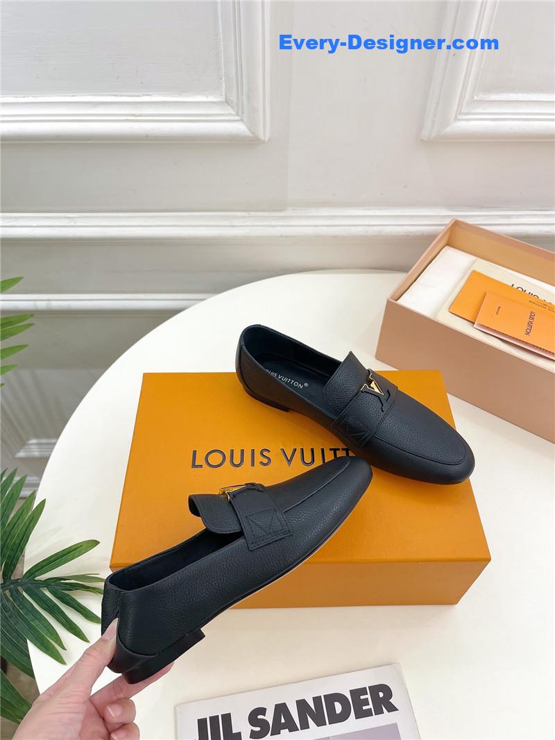 l0vis Vvtt0n lv new flat loafers