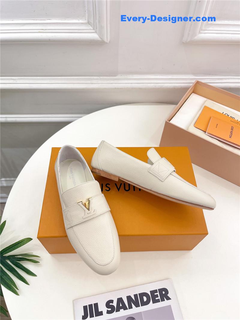 l0vis Vvtt0n lv new flat loafers