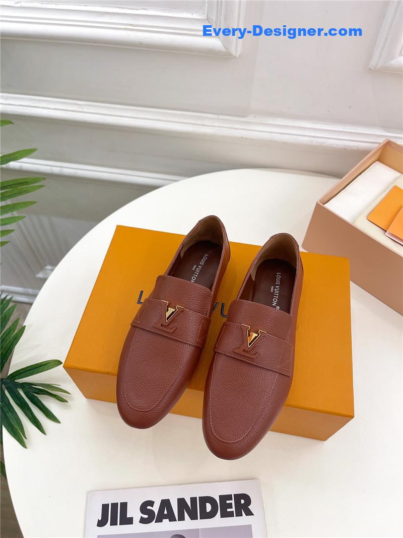 l0vis Vvtt0n lv new flat loafers