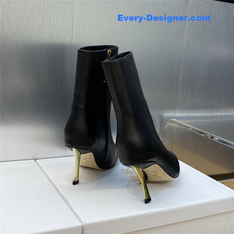 D10r martin women’s short boots