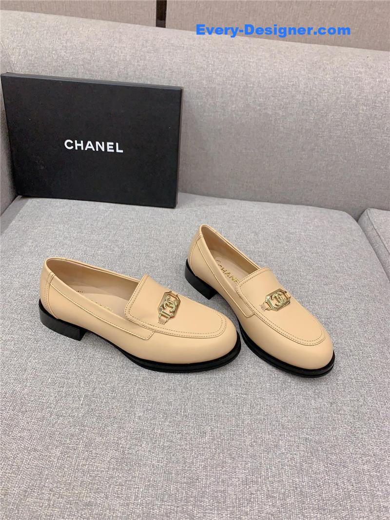 CC new flat loafers