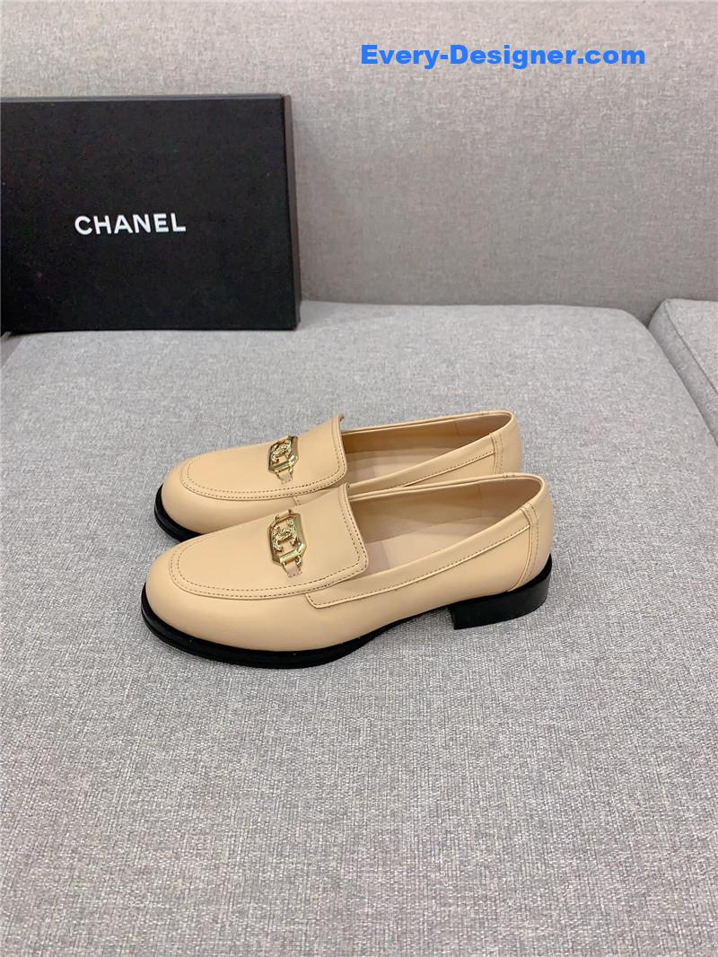 CC new flat loafers