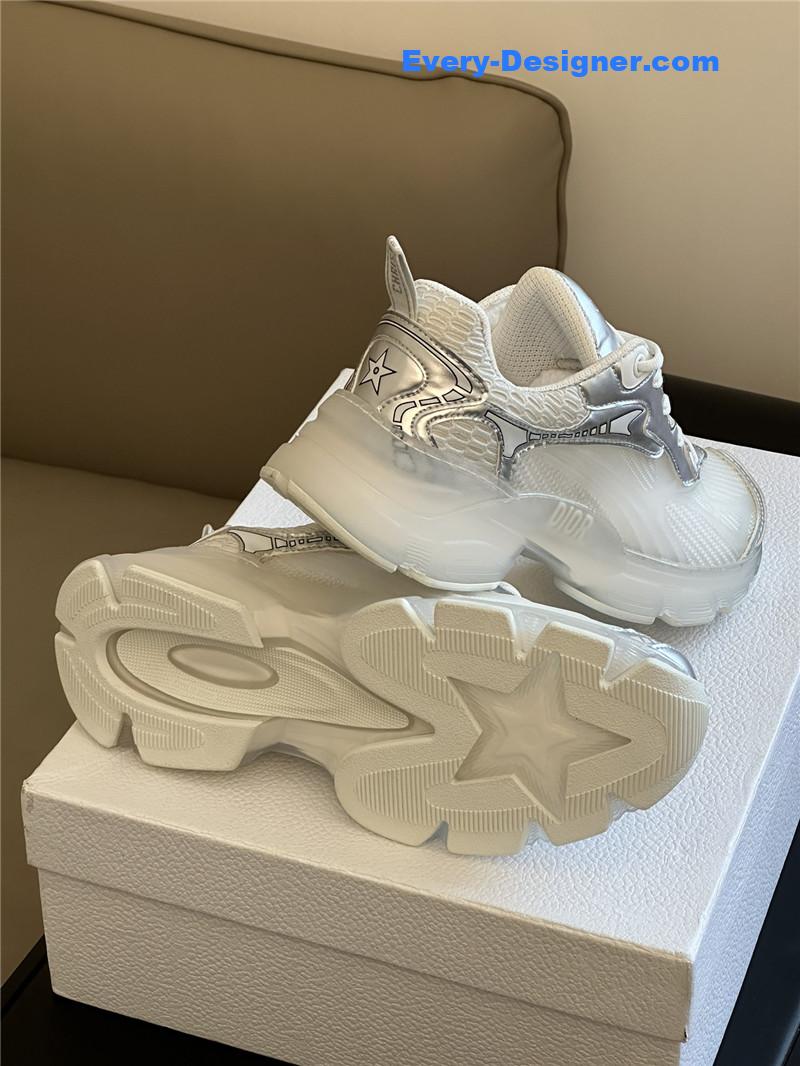 D10r vibe series presbyopic sneakers