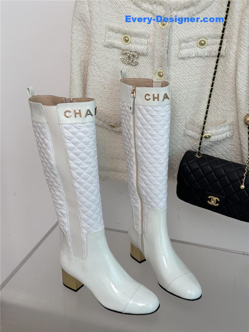 CC letter rhombus down boots