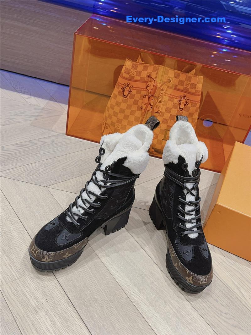 l0vis Vvtt0n lv classic high heel martin boots