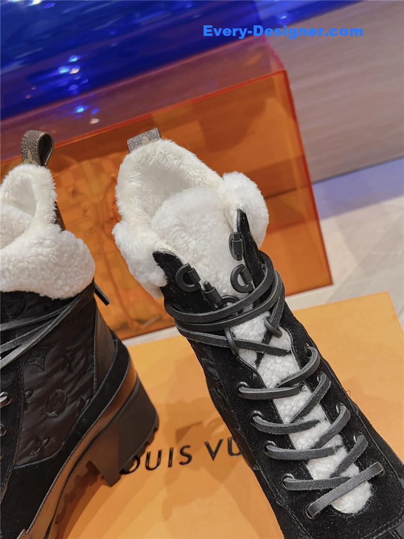 l0vis Vvtt0n lv classic high heel martin boots