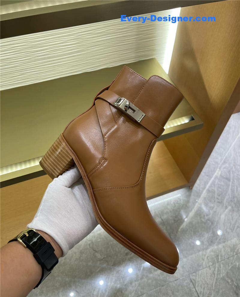 H**me5 new classic kelly buckle leather boots