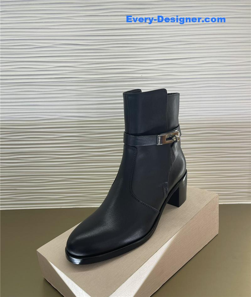 H**me5 new classic kelly buckle short boots