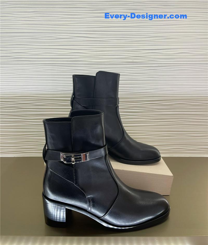 H**me5 new classic kelly buckle short boots
