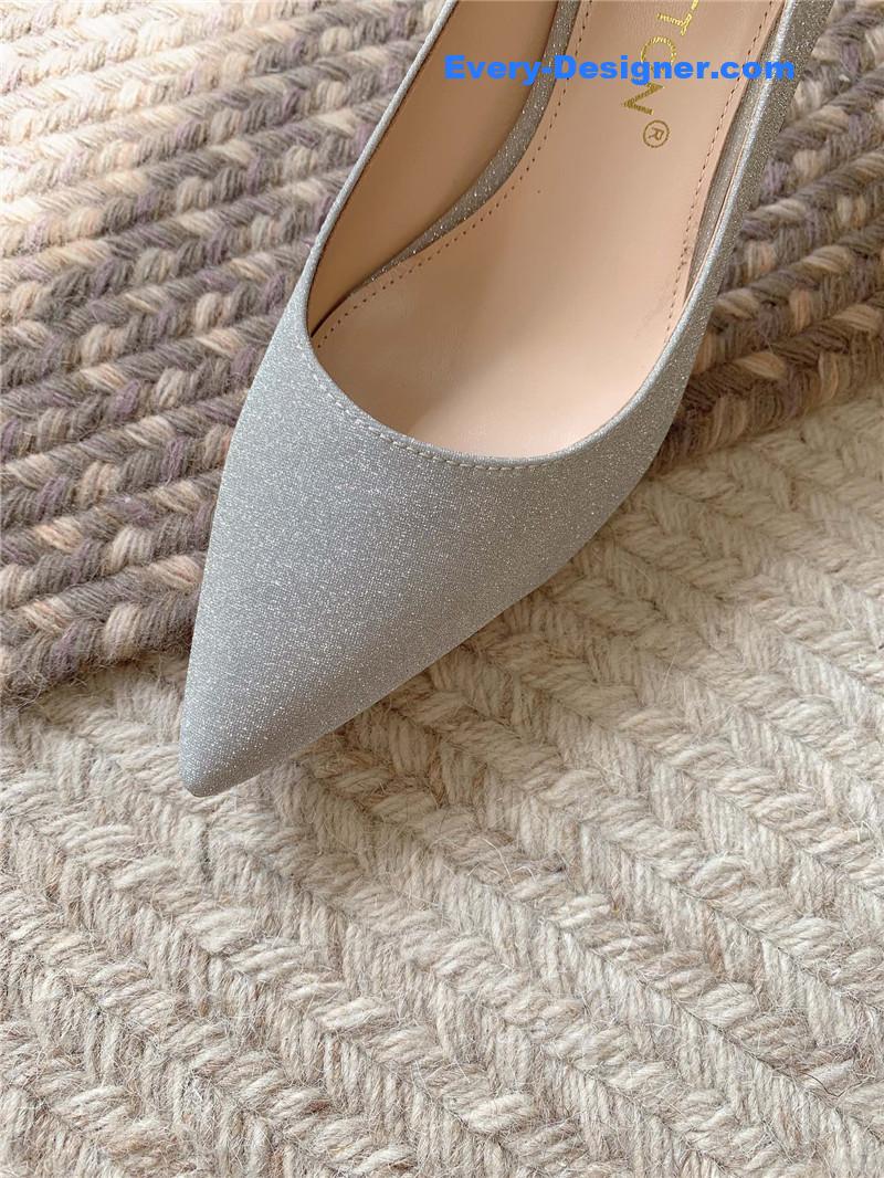 l0vis Vvtt0n lv new blossom high heels