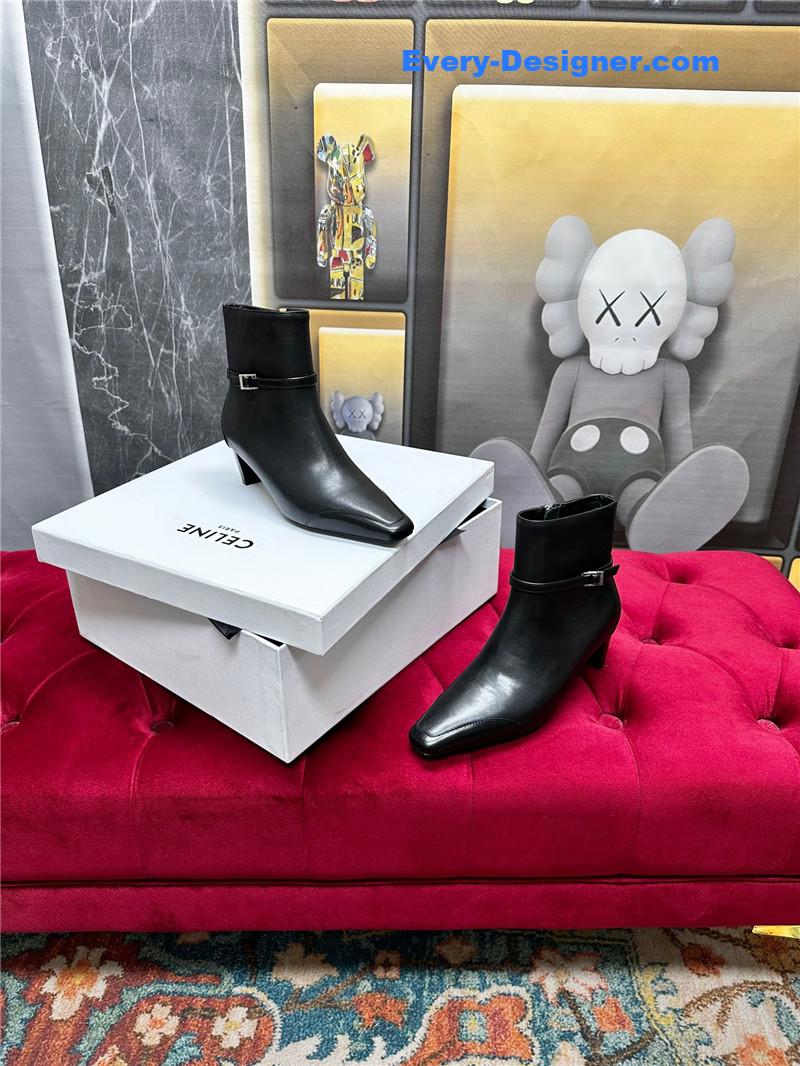 Ce1i*e arc de triomphe pointed toe early autumn short boots