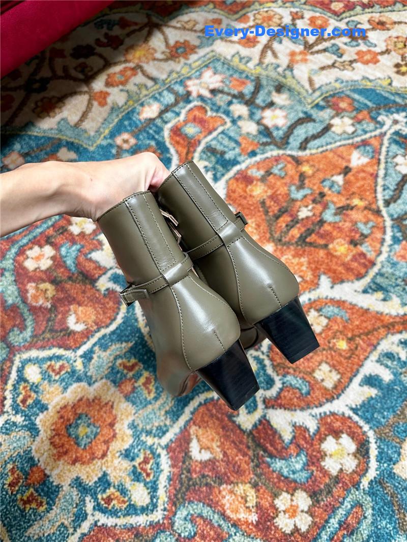 Ce1i*e arc de triomphe pointed toe early autumn short boots