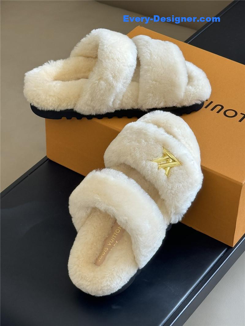 l0vis Vvtt0n lv new wool slippers