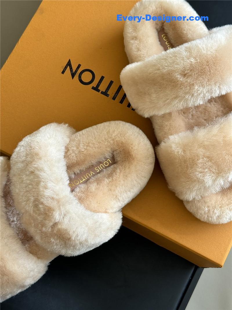 l0vis Vvtt0n lv new wool slippers
