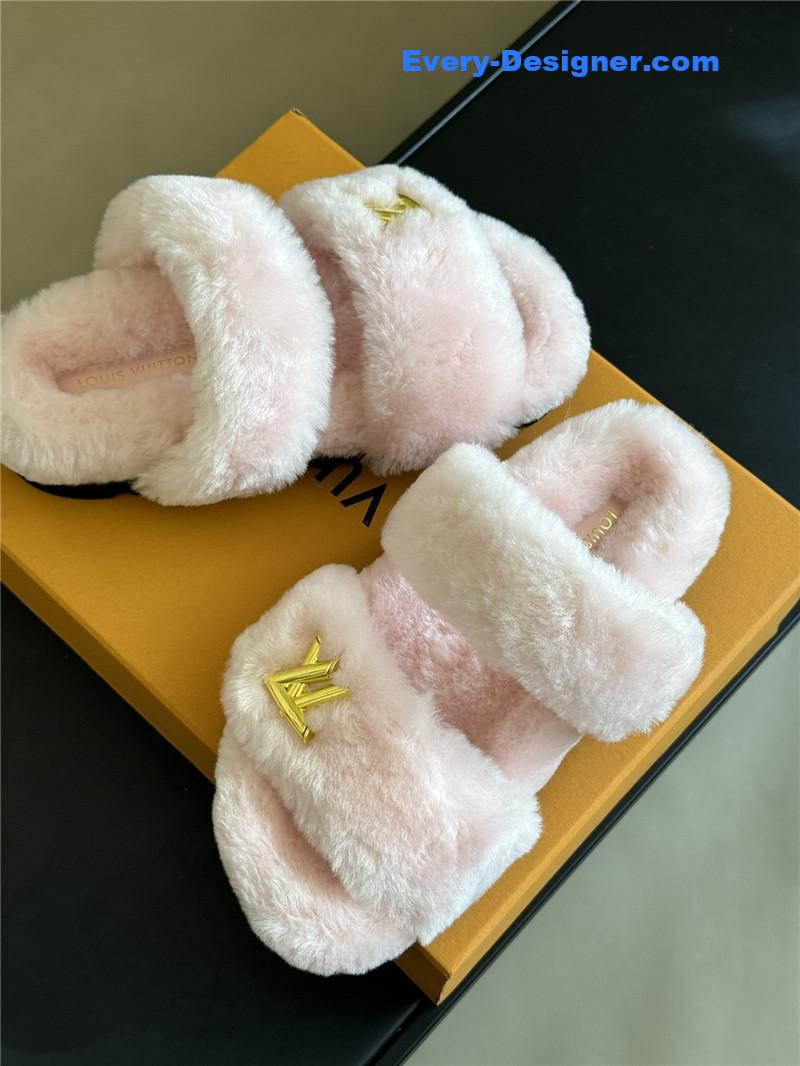 l0vis Vvtt0n lv new wool slippers