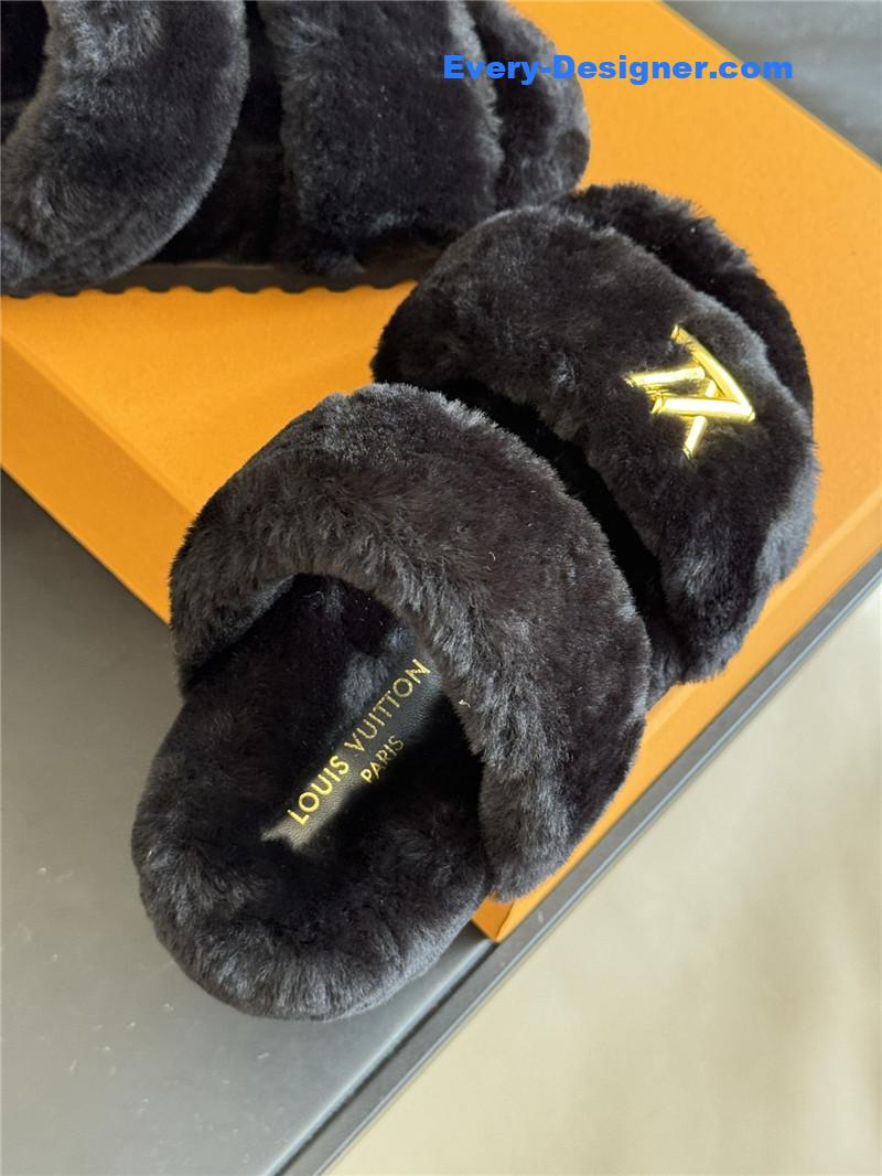 l0vis Vvtt0n lv new wool slippers