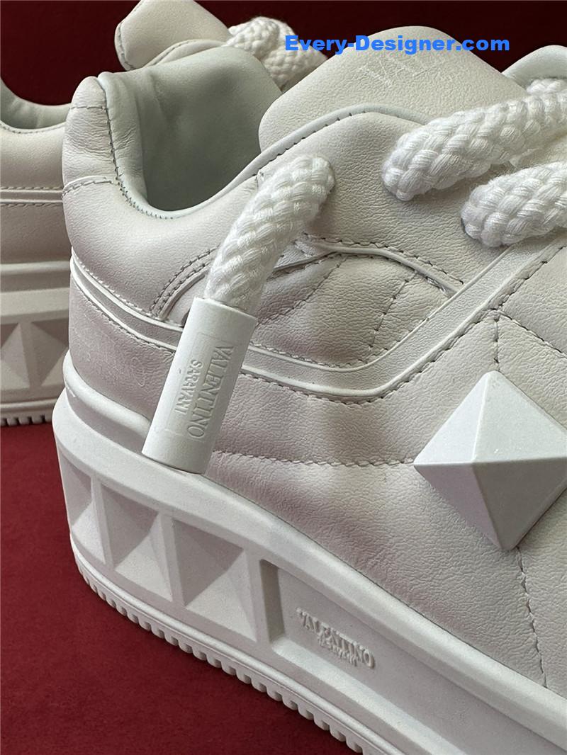 Va1e*ntin0 thick sole casual shoes