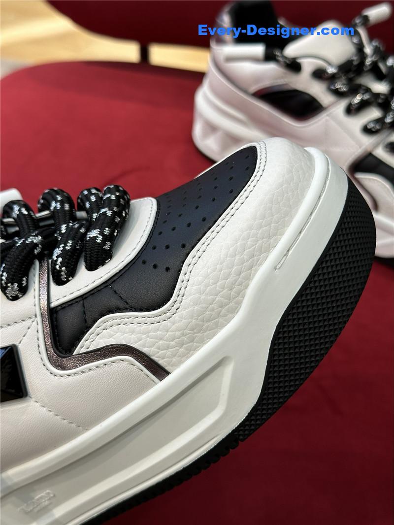 Va1e*ntin0 thick sole casual shoes