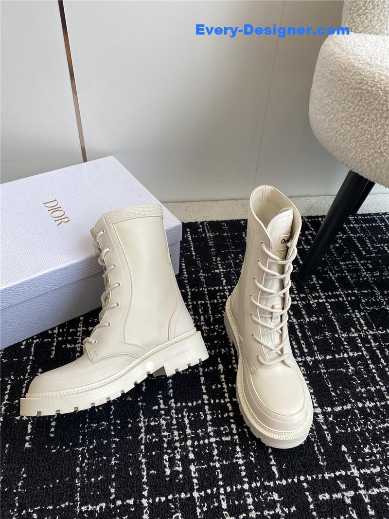 D10r new lace up martin boots