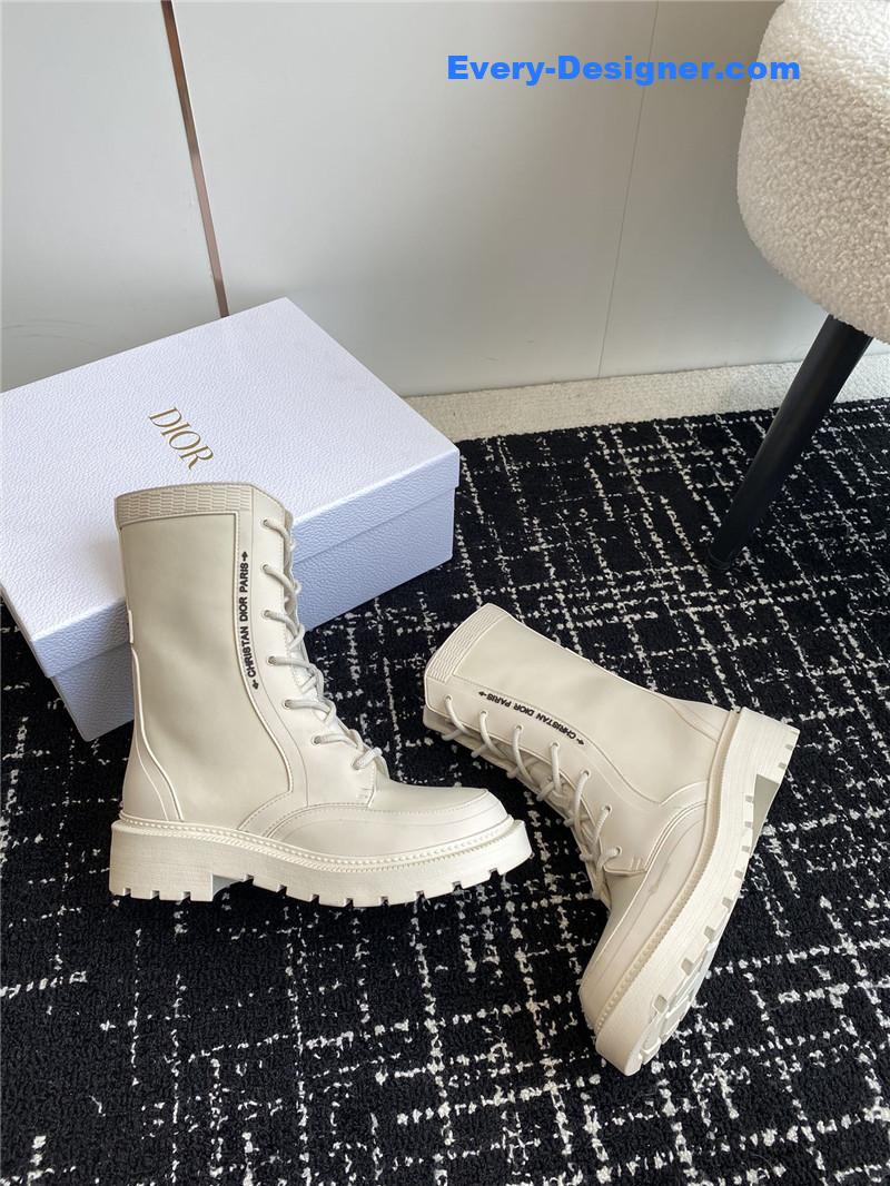 D10r new lace up martin boots