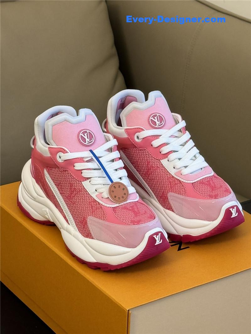 l0vis Vvtt0n lv classic running shoes