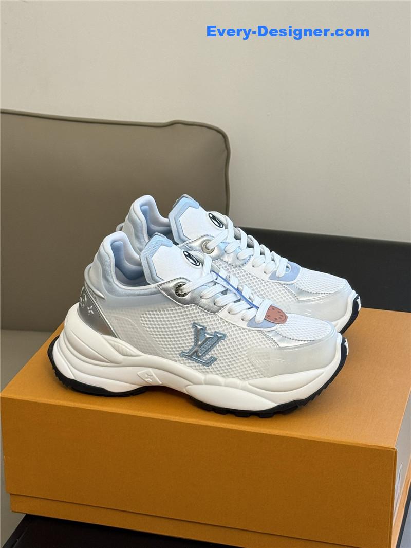 l0vis Vvtt0n lv classic running shoes