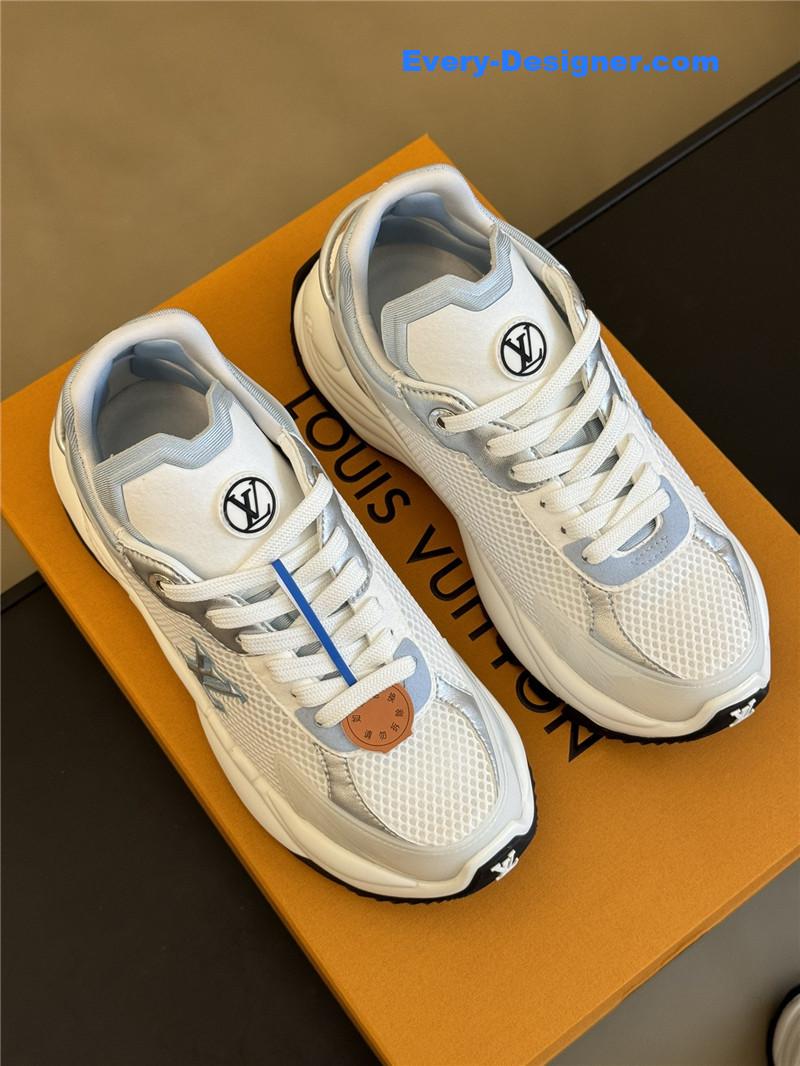 l0vis Vvtt0n lv classic running shoes