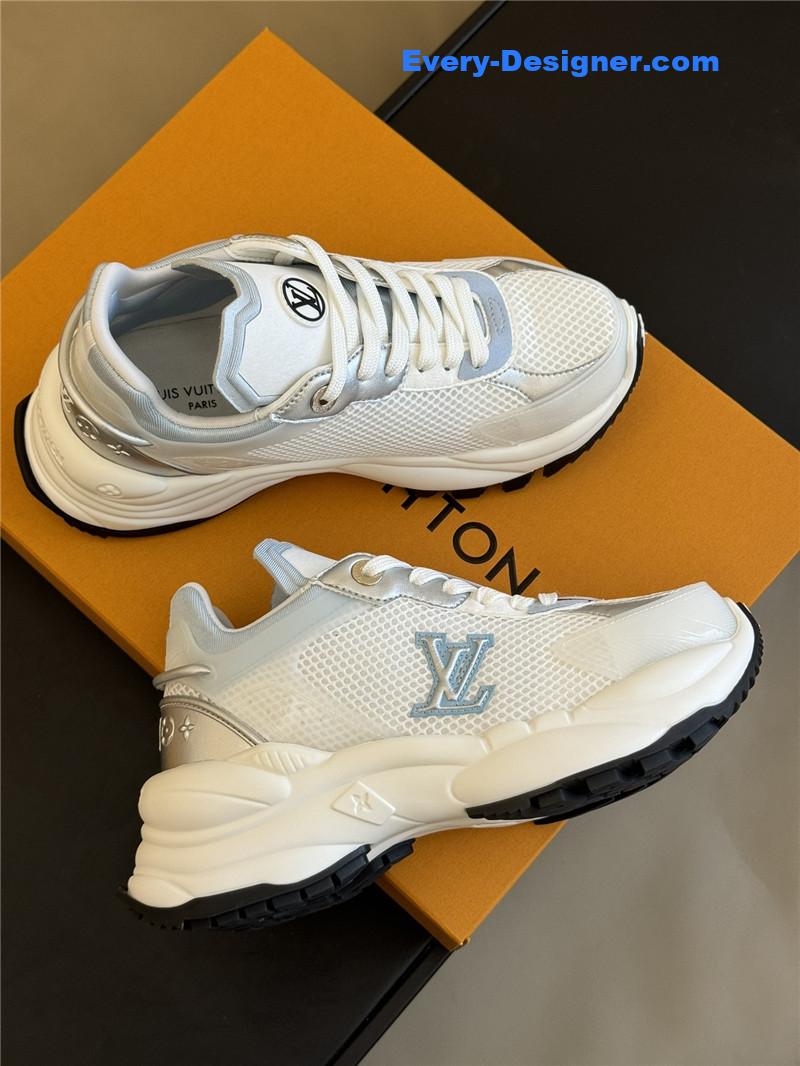 l0vis Vvtt0n lv classic running shoes