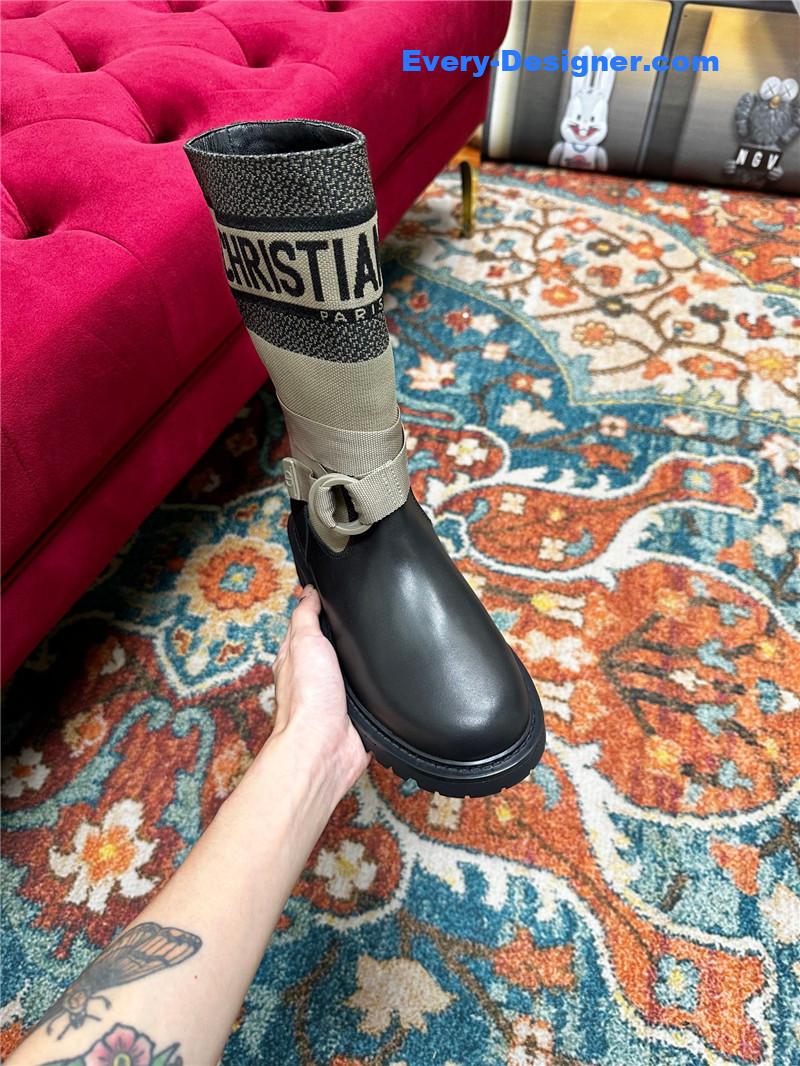 D10r classic knight boots