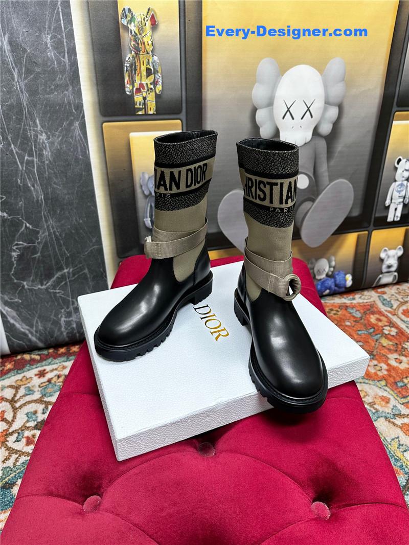 D10r classic knight boots