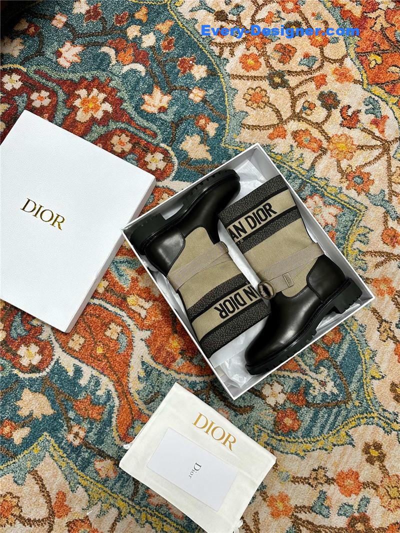 D10r classic knight boots