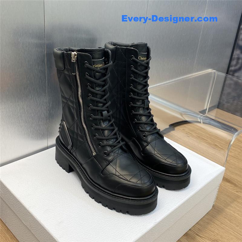 D10r low heel round toe lace up knight boots