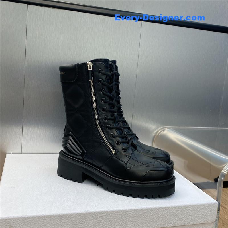 D10r low heel round toe lace up knight boots