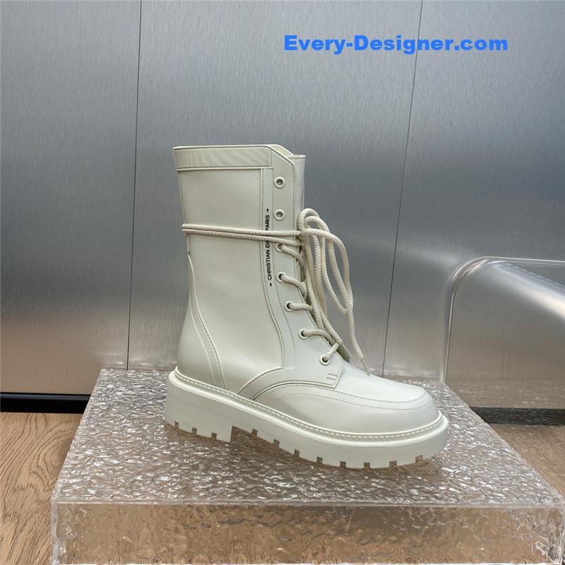 D10r low heel round toe lace up knight boots