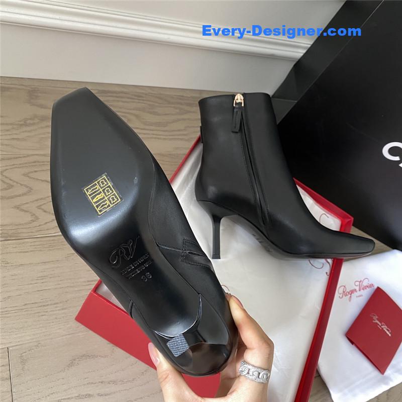 Roger vivier new stiletto boots