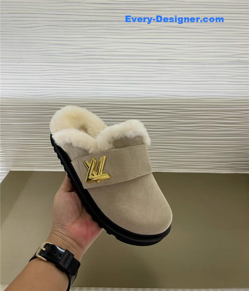 l0vis Vvtt0n lv suede fur bag half drag