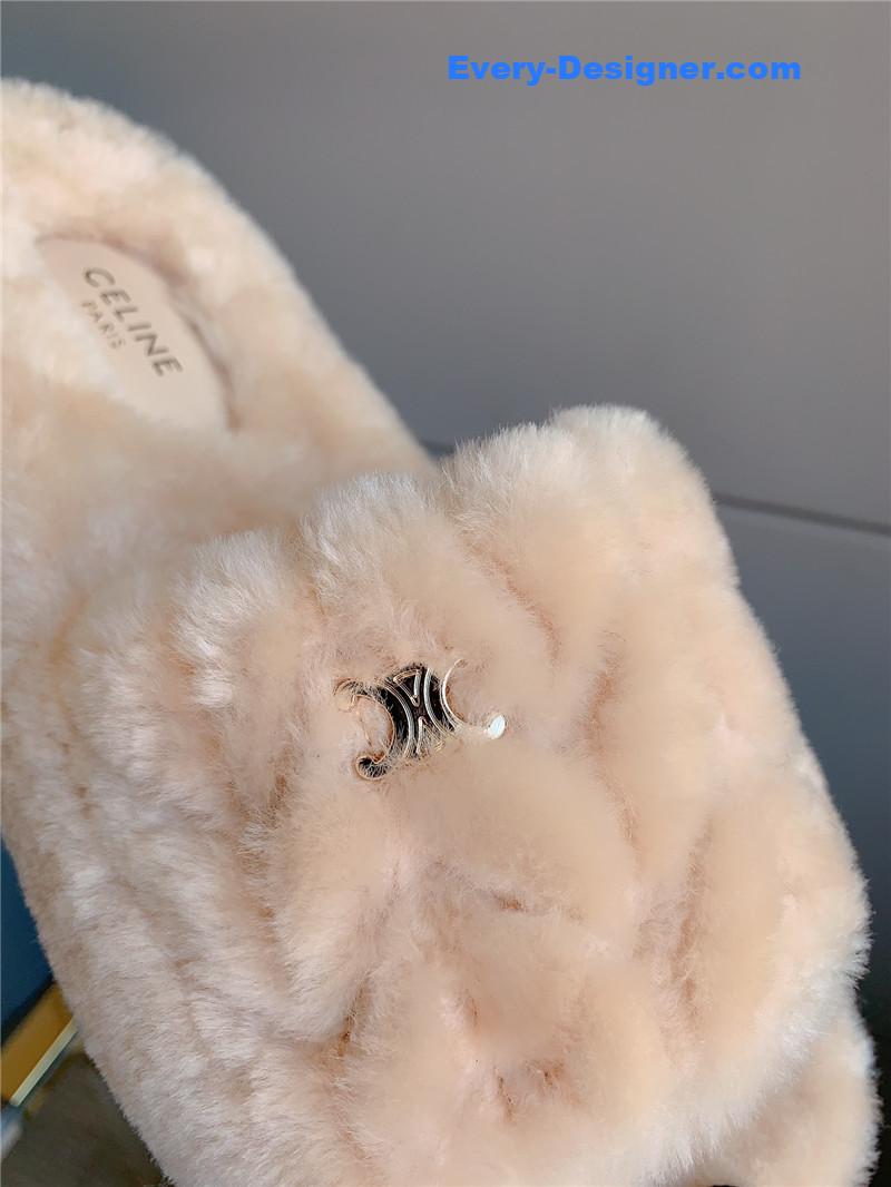 M1um1u new thick-soled furry slippers