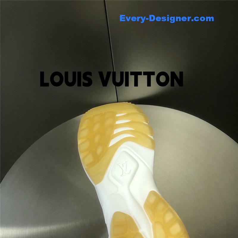 l0vis Vvtt0n lv run55 sneakers