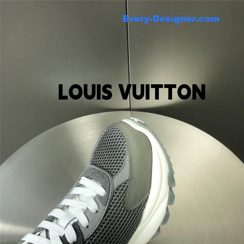 l0vis Vvtt0n lv run55 sneakers