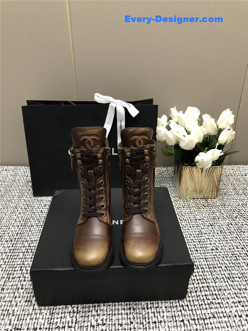 CC polished cowhide boots