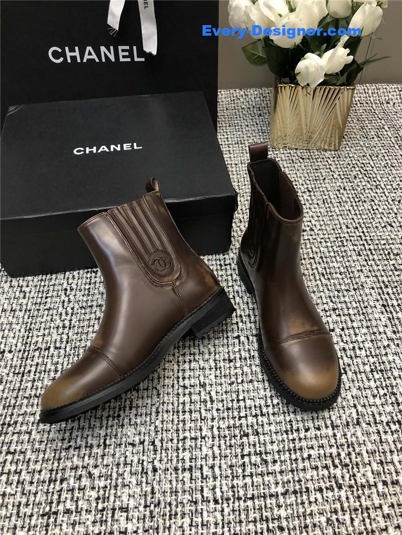 CC polished cowhide boots