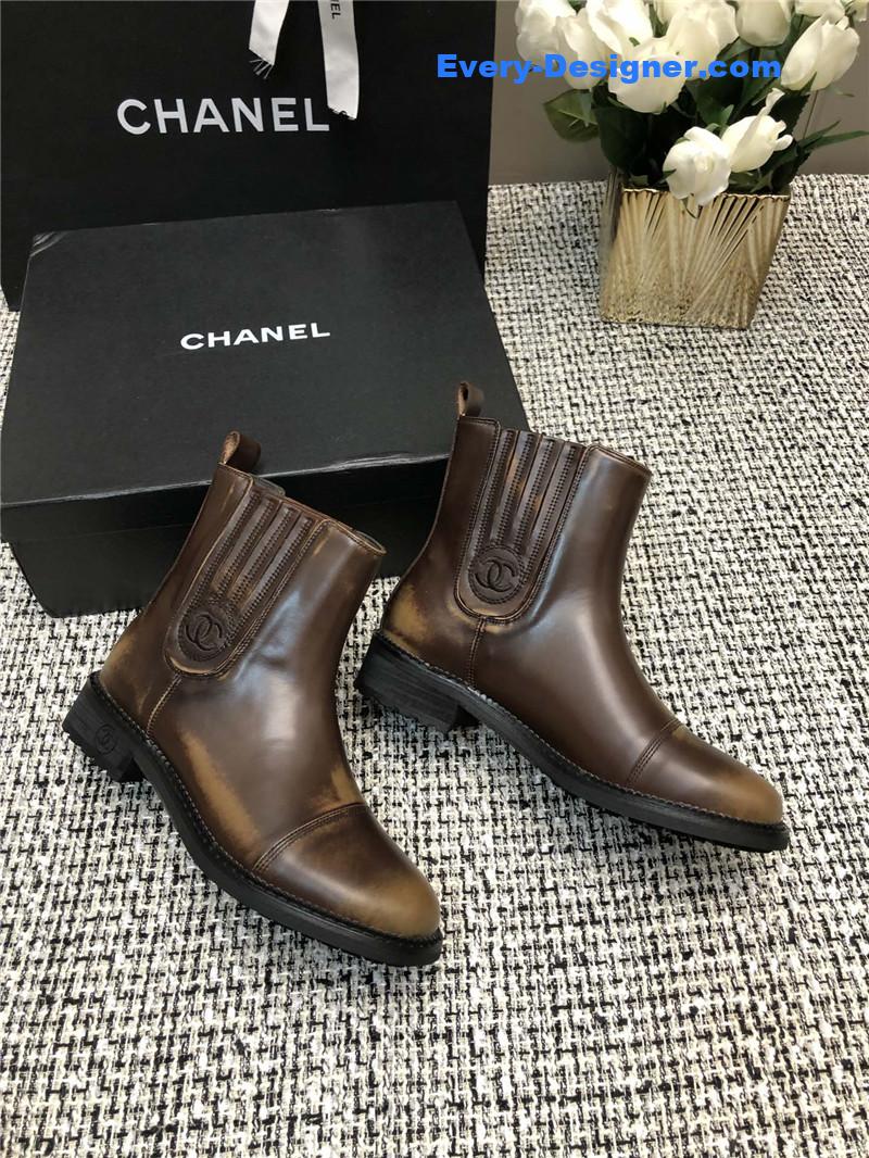 CC polished cowhide boots